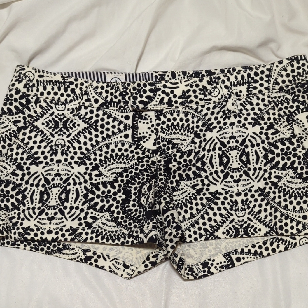 Volcom High Waist Black and White Geometric Shorts